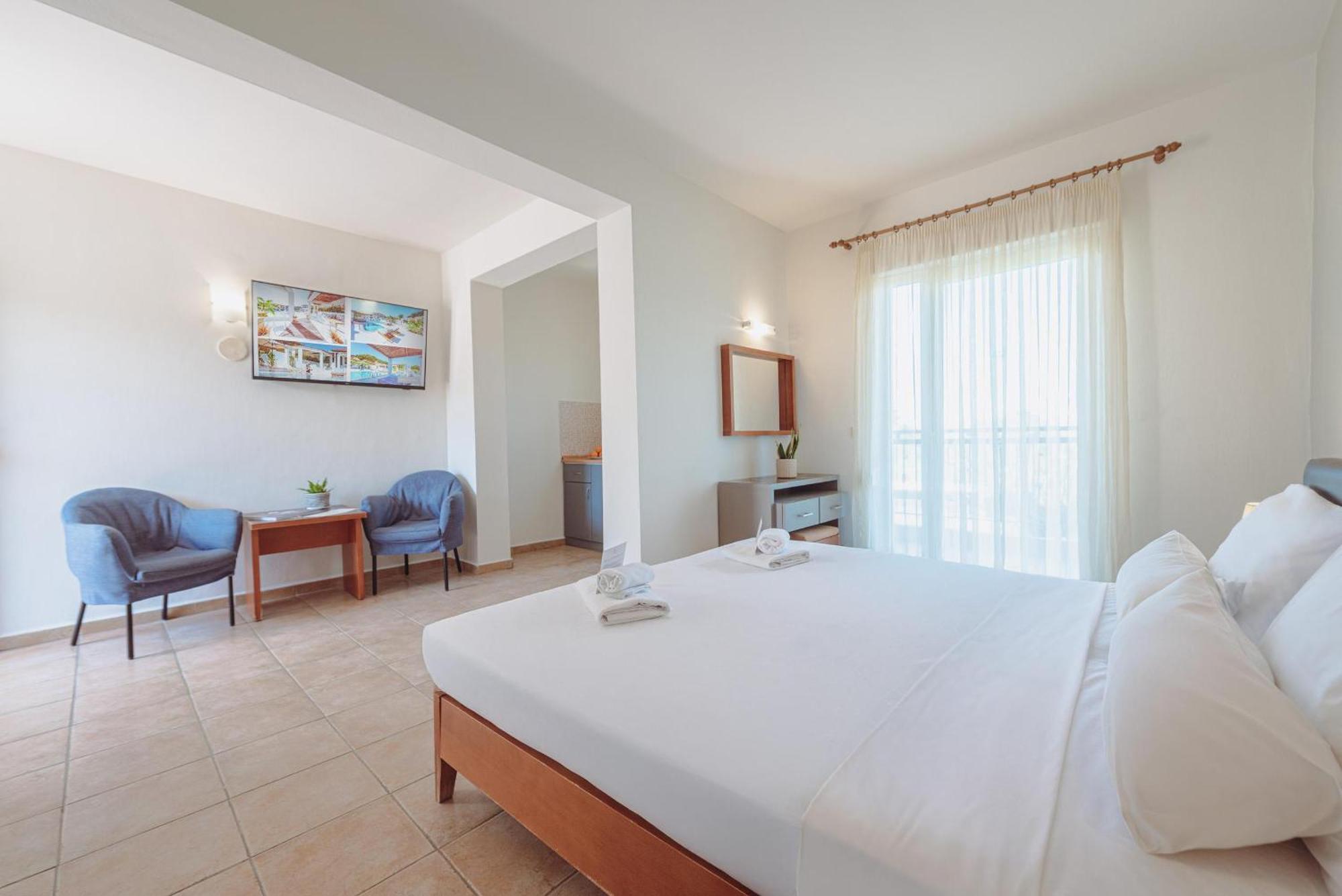 Ampelia Hotel Kassandra Hanioti Eksteriør bilde